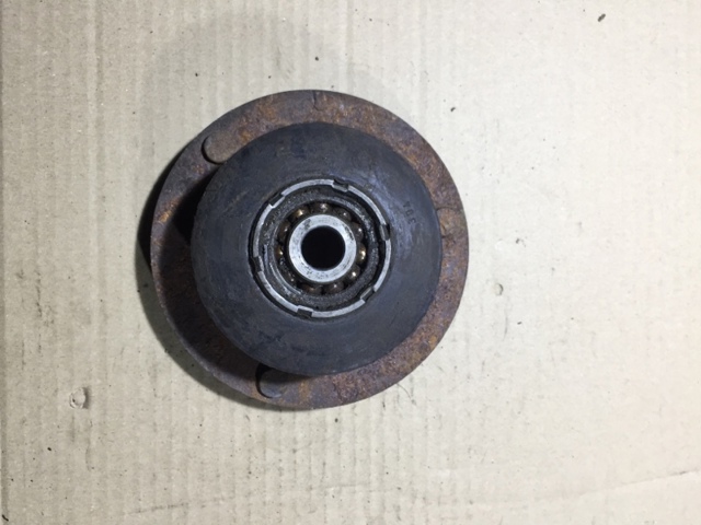 Кріплення переднього амортизатора 31336779613 BMW