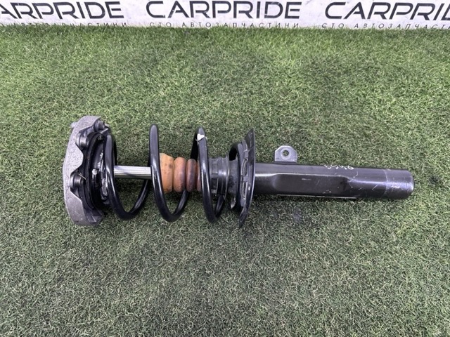 Кріплення переднього амортизатора 31336892617 BMW