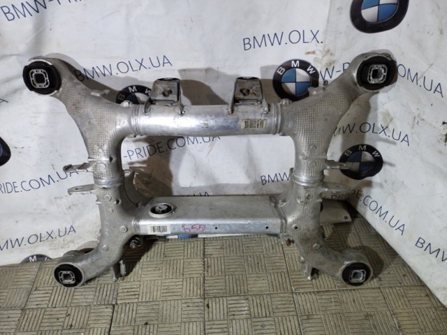 Балка задньої підвіски, підрамник 33316799103 BMW