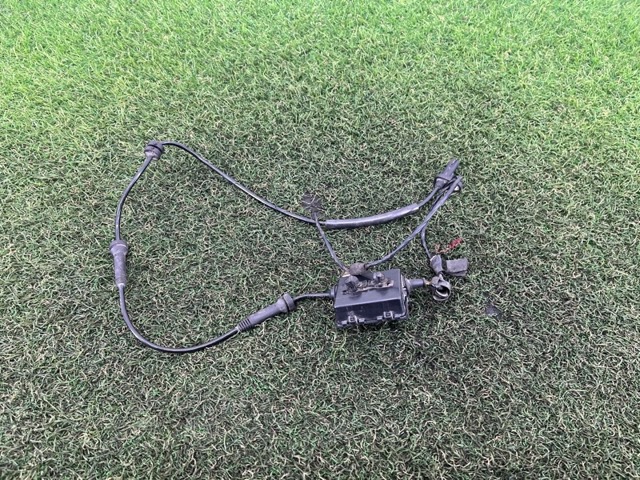Передній датчик ABS 34526791748 BMW