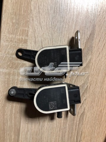 Датчик рівня положення кузова, передній 37146784075 BMW