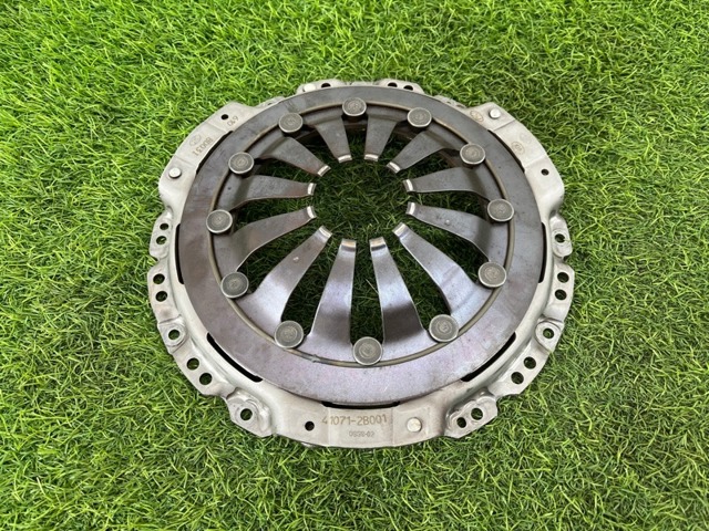 Натискний диск зчеплення 410712B001 HYUNDAI