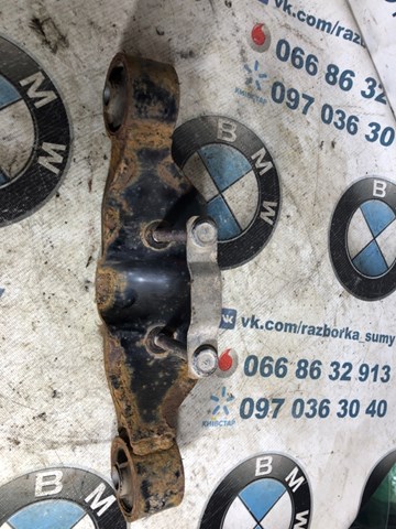 Траверса заднього редуктора, передня 41310AG023 SUBARU
