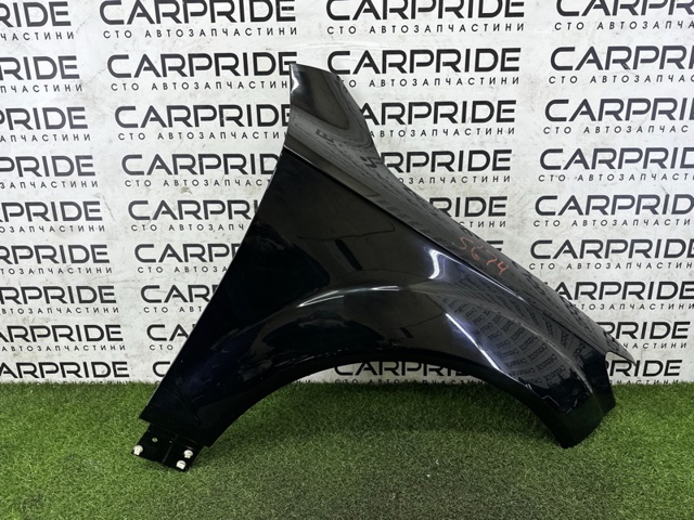 Переднє праве крило 4L0821102 VAG