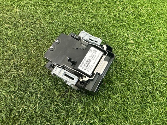 Камера заднього виду 4M0907217D VAG