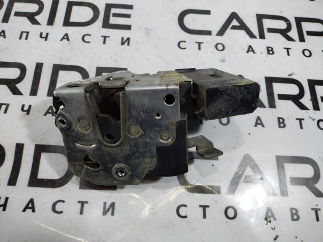 Замок задньої дверї, правої 51228138928 BMW