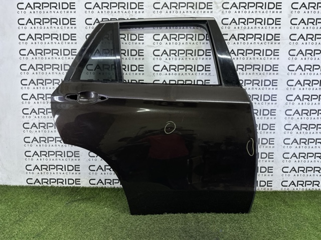 Скло-кватирка двері, задній, правій 51357289686 BMW