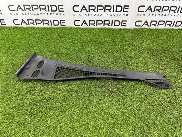Решітка склоочисників, права 51711946126 BMW
