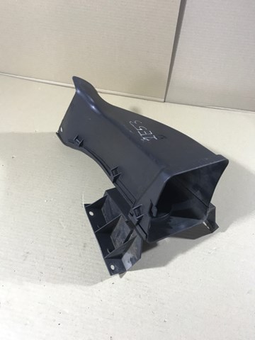 Повітропровід гальмівного диска, правий 51718402426 BMW