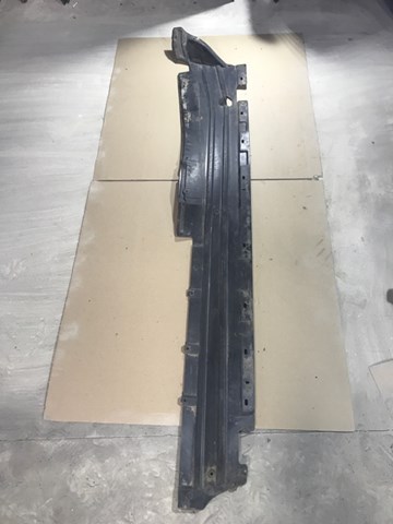 Захист днища, правий 51718402438 BMW