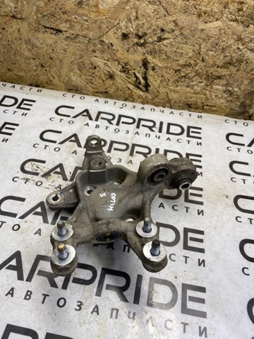 Цапфа поворотна права 527204R010 HYUNDAI