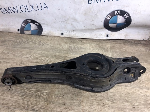Балансир задній нижній, правий 55220C2100 HYUNDAI