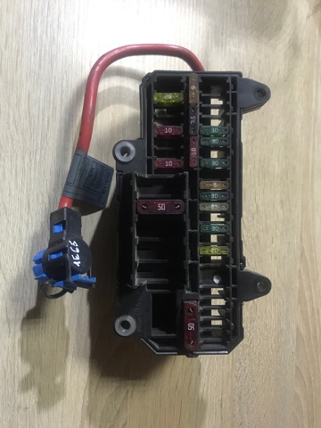 Корпус запобіжників 61136900583 BMW