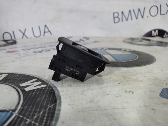 Кнопка підйомника переднього правого скла 61316935534 BMW