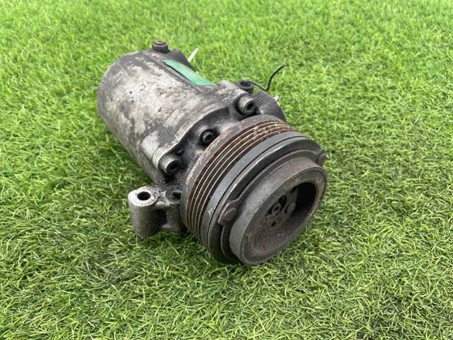 Насос кондиціонера 64528375319 BMW