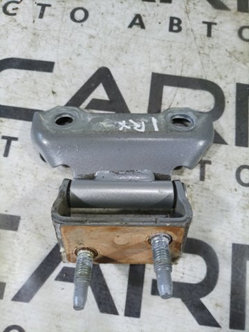 Петля багажника 6881048010 TOYOTA
