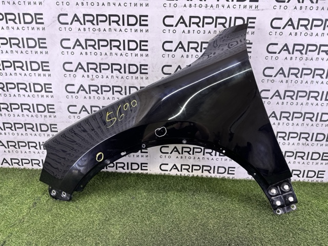 Переднє ліве крило 7P6821105E VAG