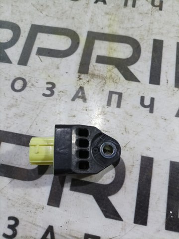 Датчик AIRBAG передній 8983106020 TOYOTA