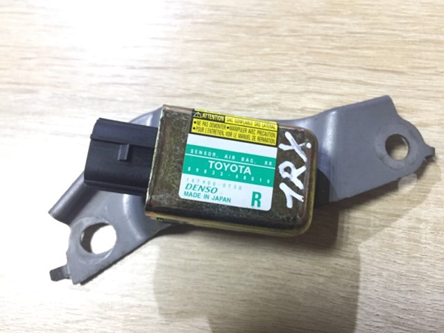 Датчик подушки безпеки 8983348010 TOYOTA