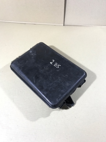 Корпус блока запобіжників 8D0927355A VAG