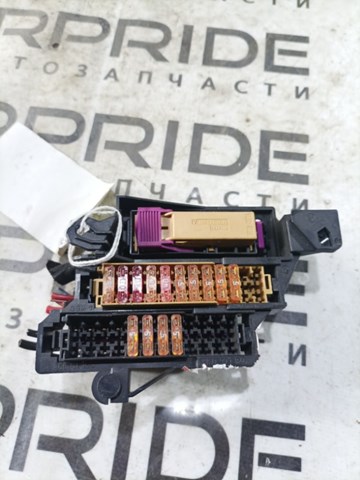 Корпус блока запобіжників 8K0971846 VAG