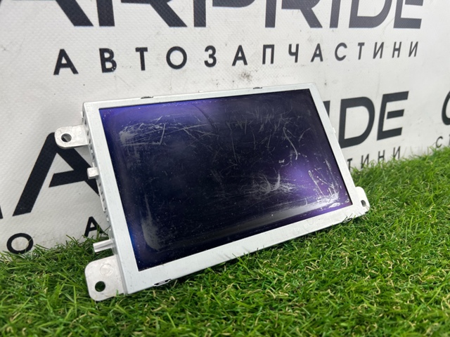 Дисплей бортового комп'ютера 8R0919604A VAG