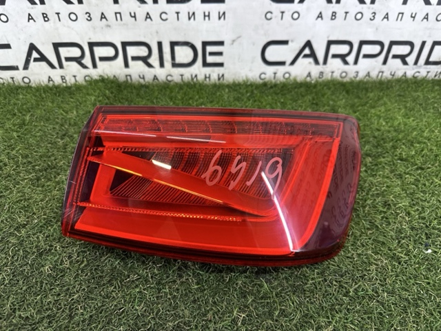 Стоп задній 8V5945096C VAG