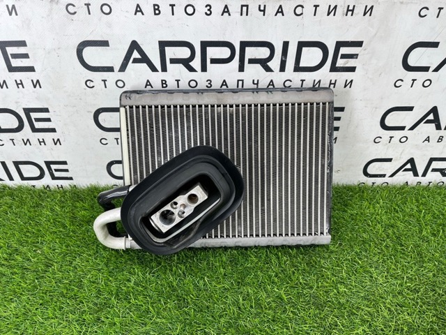 Клапан TRV, кондиціонера 8W0816679 VAG