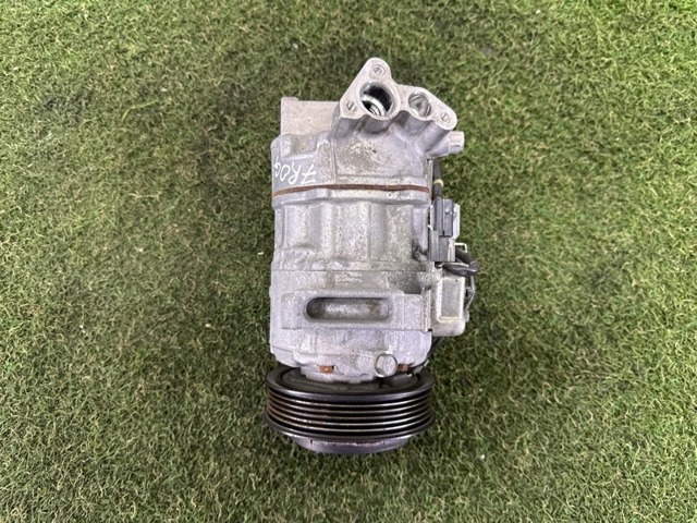 Насос кондиціонера 926006RA0A NISSAN