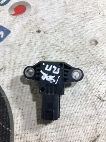 Датчик Айрбег передній 959202P050 HYUNDAI
