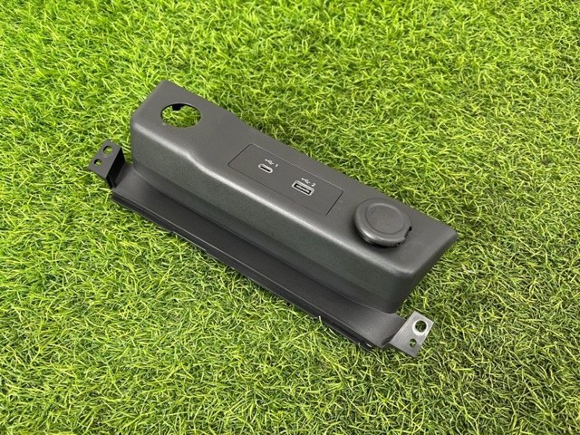 USB-розгалужувач 969126RR0A NISSAN
