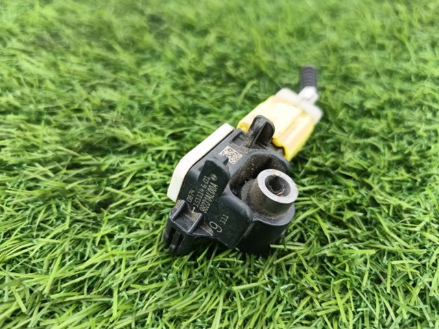 Датчик подушки безпеки 98231AL00A SUBARU