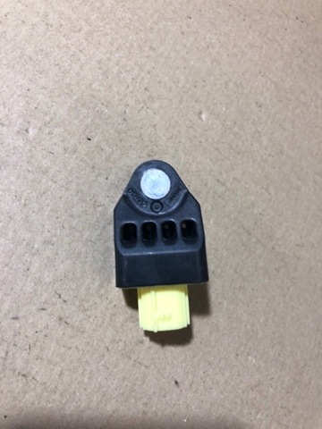 Датчик подушки безпеки 98237SG010 SUBARU