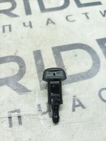 Сопло склоомивача вітрового скла 986302K100 HYUNDAI