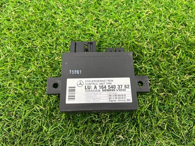 Блок системи контролю тиску в шинах A1645403762 MERCEDES