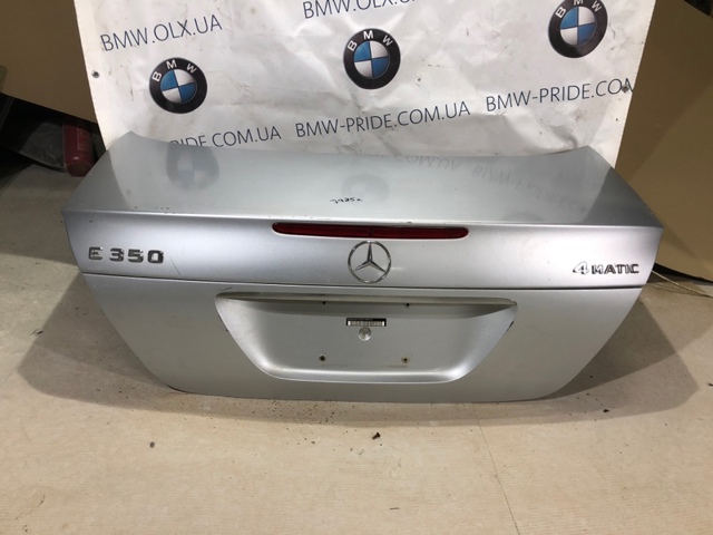 Кришка багажника кузова A2117500375 MERCEDES