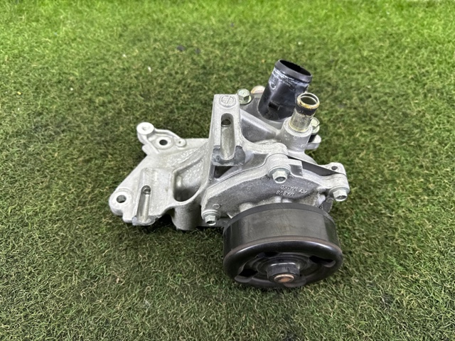 Насос системи охолодження B10101KC0C NISSAN
