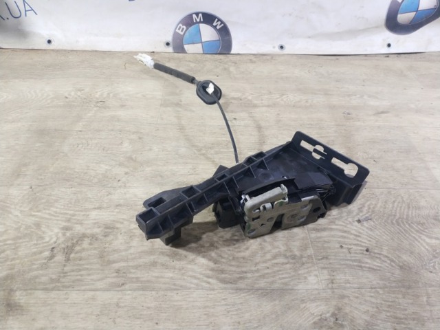 Замок задніх дверей, лівих BE8Z5426413B FORD