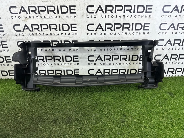 Повітропровід / дефлектор радіатора BJ328327AE LAND ROVER