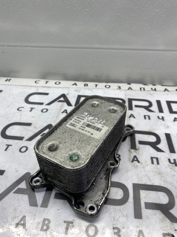 Радіатор масляний H9154004 MERCEDES
