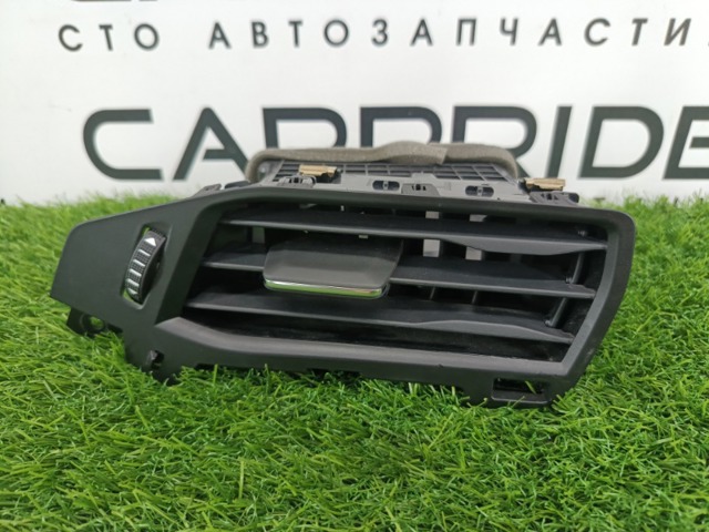 Решітка повітропровода права JX7Z19893AAC FORD