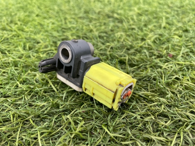 Датчик подушки безпеки K85811KL0A NISSAN