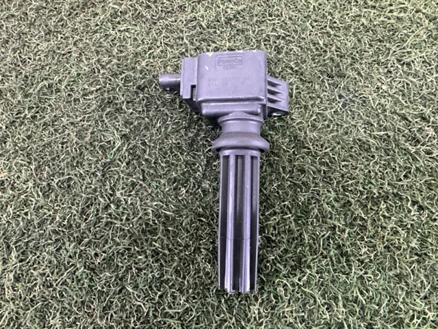 Котушка запалювання LR030637 LAND ROVER