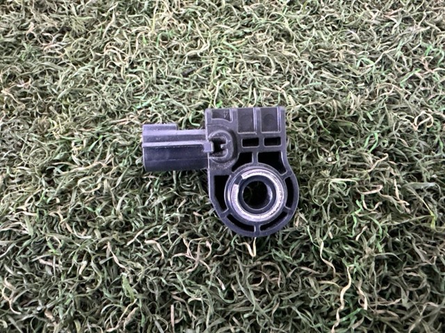 Датчик подушки безпеки LR032046 LAND ROVER