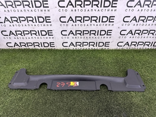 Накладка верхня передньої панелі/супорту радіатора LR040698 LAND ROVER