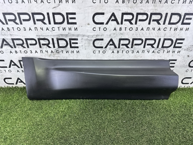 Накладка задніх правих дверей, нижня LR044140 LAND ROVER
