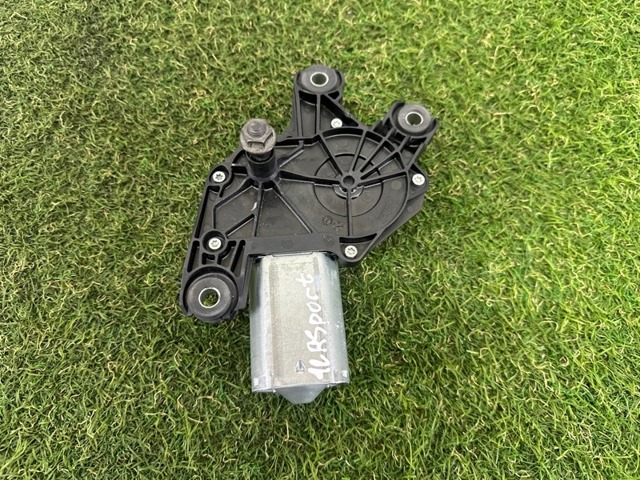 Склоочисник дверей задка LR044884 LAND ROVER
