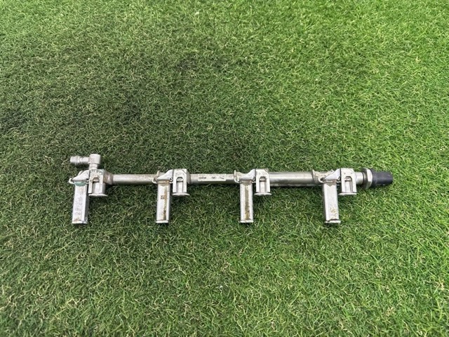 Манометри LR054622 LAND ROVER