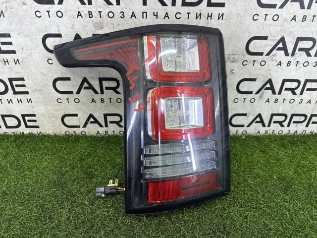Задня ліва фара LR061584 LAND ROVER
