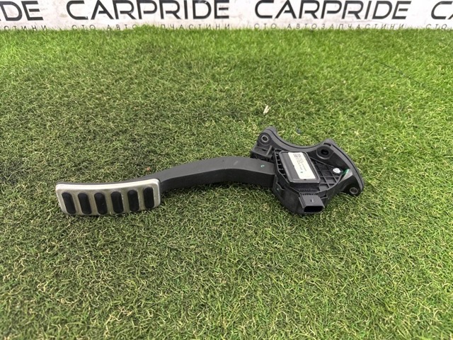 Педаль газу (акселератора) LR072171 LAND ROVER